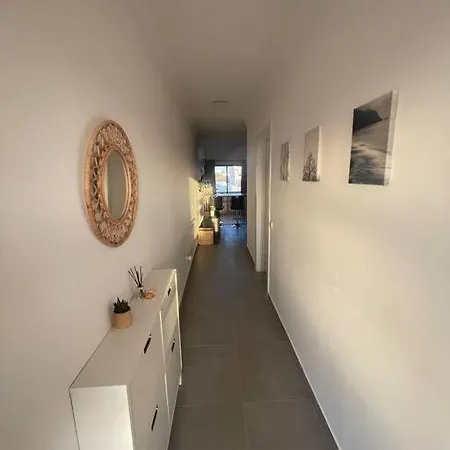 Golden Breeze Holidays Apartament *