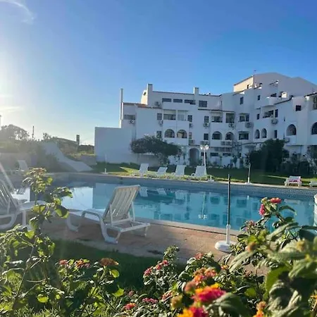 Golden Breeze Holidays * Σάγκρες