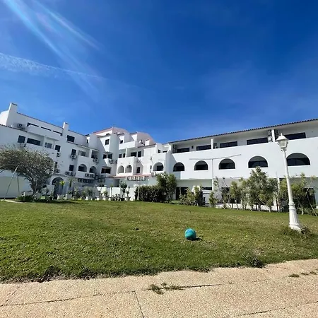 Golden Breeze Holidays *