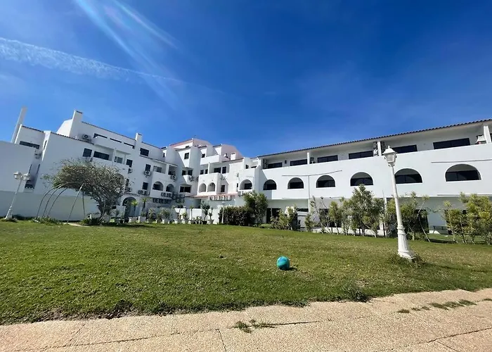 Golden Breeze Holidays *